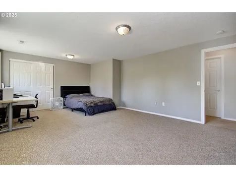 1816 N 9th Way Ridgefield WA 98642