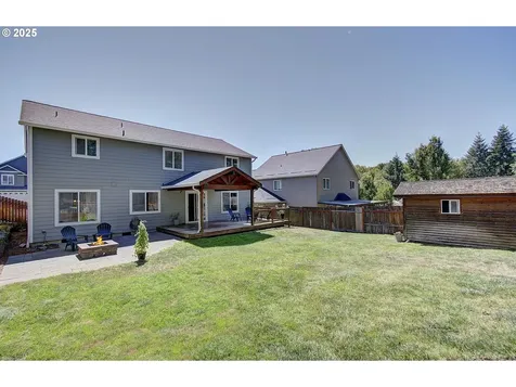 1816 N 9th Way Ridgefield WA 98642