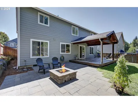 1816 N 9th Way Ridgefield WA 98642