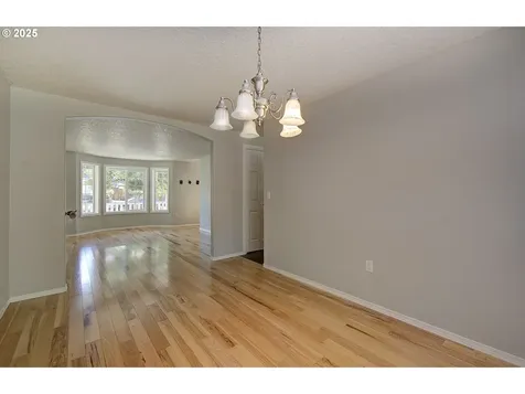 1816 N 9th Way Ridgefield WA 98642