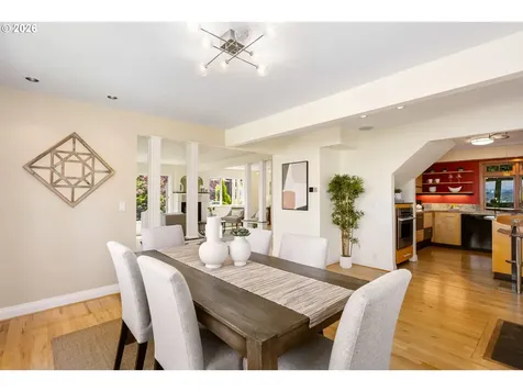 4241 SW Condor Avenue Portland OR 97239