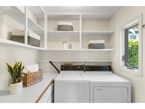 4241 SW Condor Avenue Portland OR 97239