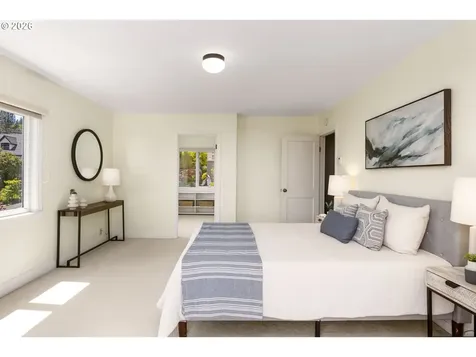 4241 SW Condor Avenue Portland OR 97239
