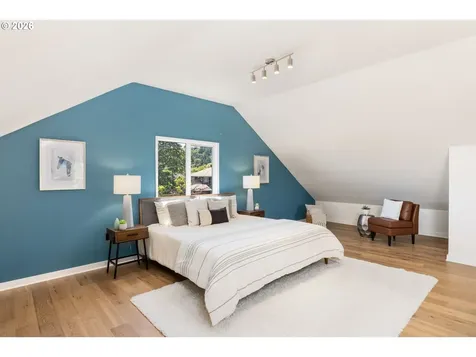 4241 SW Condor Avenue Portland OR 97239