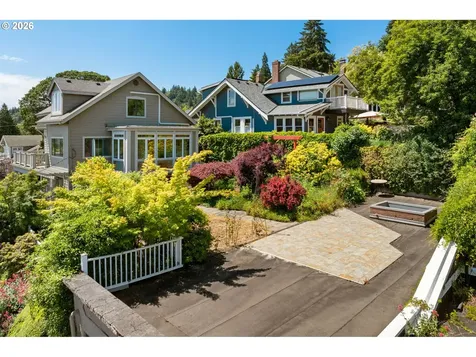 4241 SW Condor Avenue Portland OR 97239