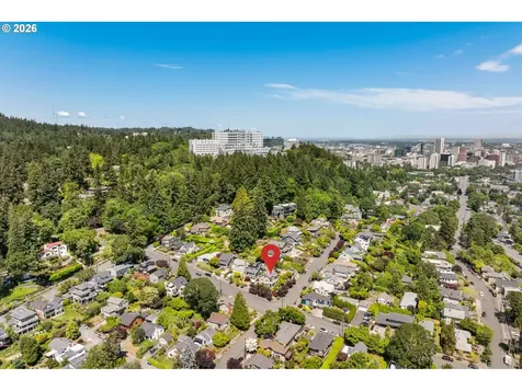 4241 SW Condor Avenue Portland OR 97239