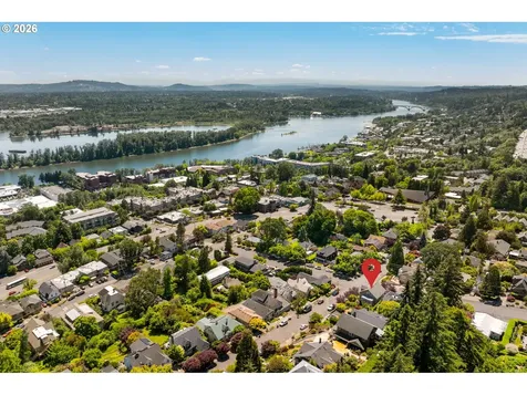4241 SW Condor Avenue Portland OR 97239