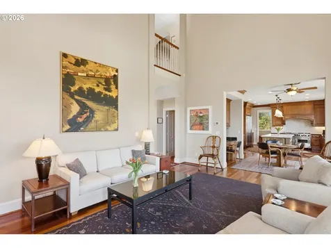 2107 SW Market Street Drive Portland OR 97201