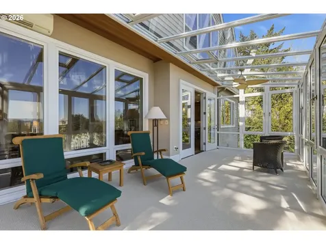 2107 SW Market Street Drive Portland OR 97201