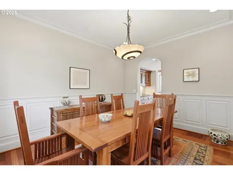 2107 SW Market Street Drive Portland OR 97201