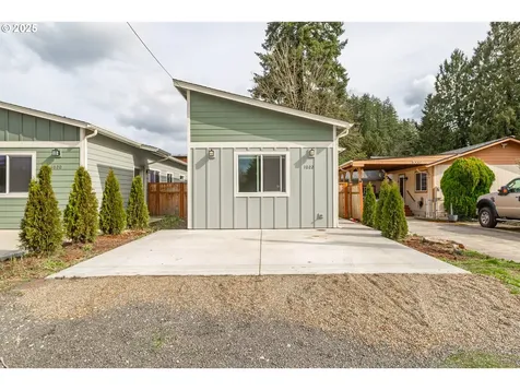 1022 3rd Avenue SW Castle Rock WA 98611