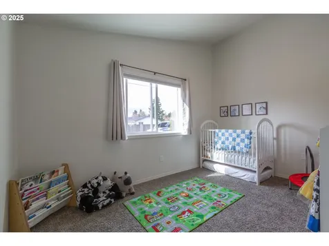 1022 3rd Avenue SW Castle Rock WA 98611
