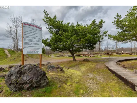 1022 3rd Avenue SW Castle Rock WA 98611