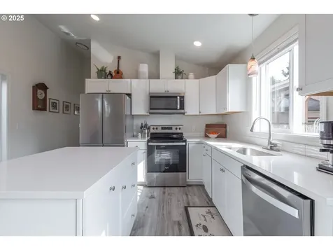 1022 3rd Avenue SW Castle Rock WA 98611