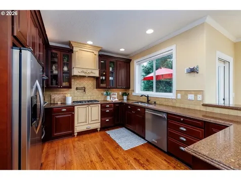 1320 NW Park Ridge Lane Portland OR 97229