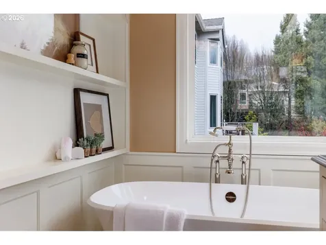 1320 NW Park Ridge Lane Portland OR 97229
