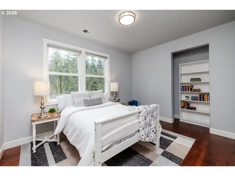 1320 NW Park Ridge Lane Portland OR 97229