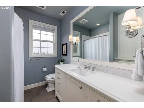 1320 NW Park Ridge Lane Portland OR 97229