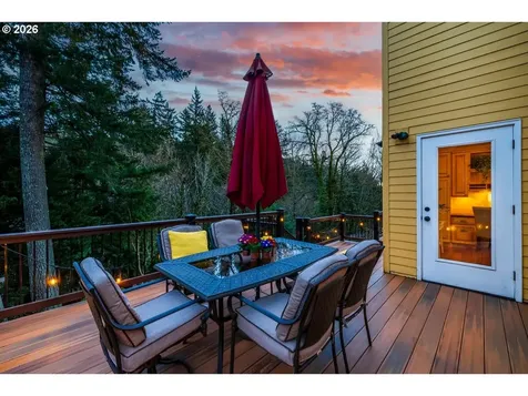 1320 NW Park Ridge Lane Portland OR 97229