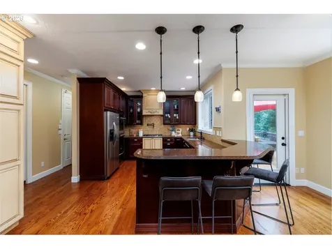 1320 NW Park Ridge Lane Portland OR 97229