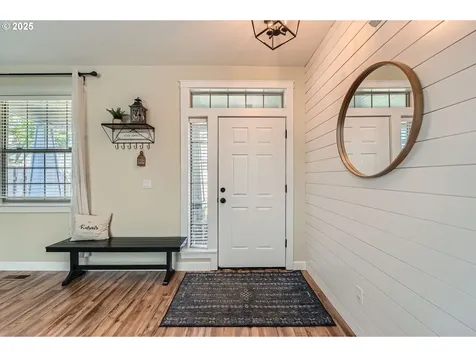 607 E Kennedy Court Carlton OR 97111