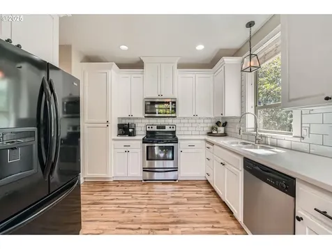 607 E Kennedy Court Carlton OR 97111