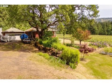 391 Newell Road Underwood WA 98651