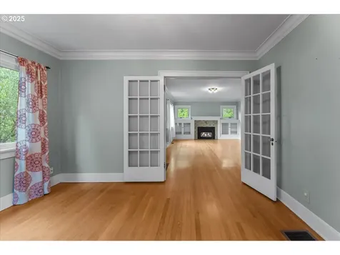 7634 N Albina Avenue Portland OR 97217