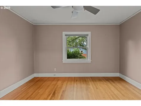 7634 N Albina Avenue Portland OR 97217