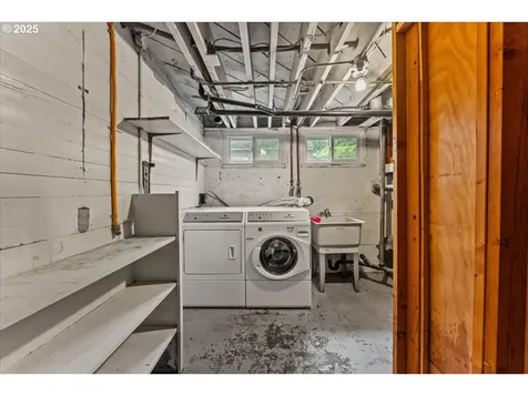 7634 N Albina Avenue Portland OR 97217