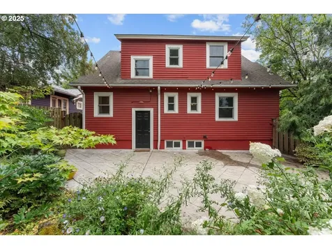 7634 N Albina Avenue Portland OR 97217