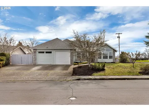 1420 NE Hoffman Drive Mcminnville OR 97128