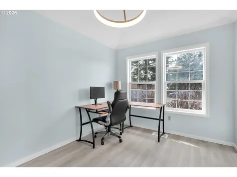 1420 NE Hoffman Drive Mcminnville OR 97128