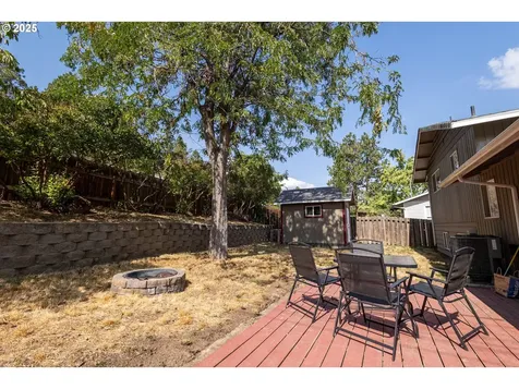 108 Walnut Street La Grande OR 97850
