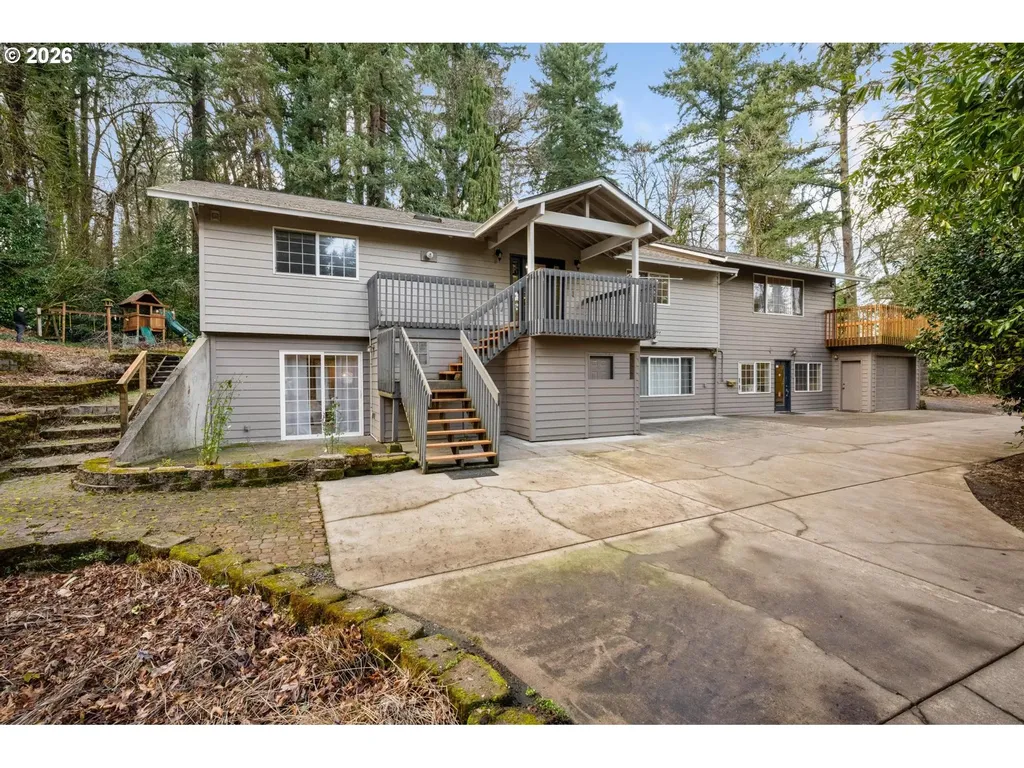 1471 Burns Street West Linn OR 97068