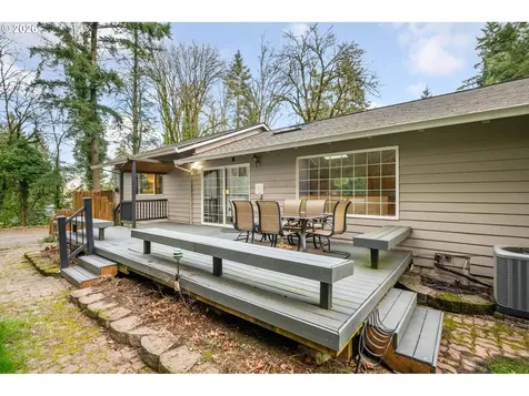 1471 Burns Street West Linn OR 97068