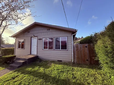 3450 Vine Avenue Coos Bay OR 97420