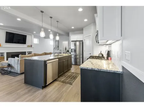 221 S 39th Drive Ridgefield WA 98642
