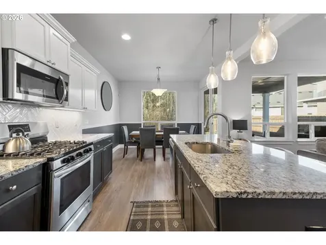 221 S 39th Drive Ridgefield WA 98642