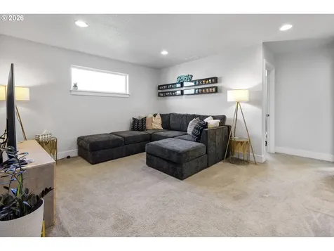221 S 39th Drive Ridgefield WA 98642
