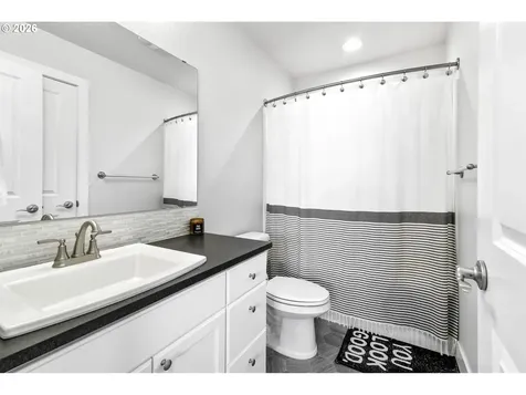 221 S 39th Drive Ridgefield WA 98642