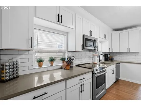 205 W 32nd Street Vancouver WA 98660