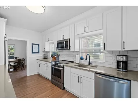 205 W 32nd Street Vancouver WA 98660
