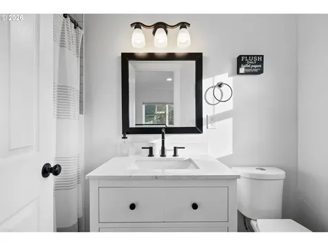 205 W 32nd Street Vancouver WA 98660