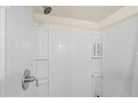 205 W 32nd Street Vancouver WA 98660