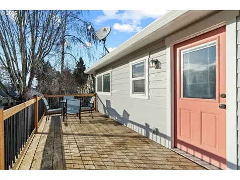 205 W 32nd Street Vancouver WA 98660