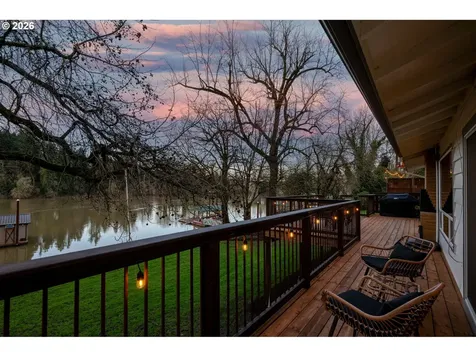 14055 NE River Vista Lane Aurora OR 97002