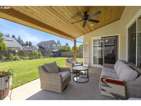 420 N 7th Street Carlton OR 97111