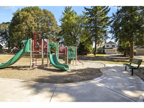420 N 7th Street Carlton OR 97111