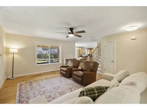 420 N 7th Street Carlton OR 97111
